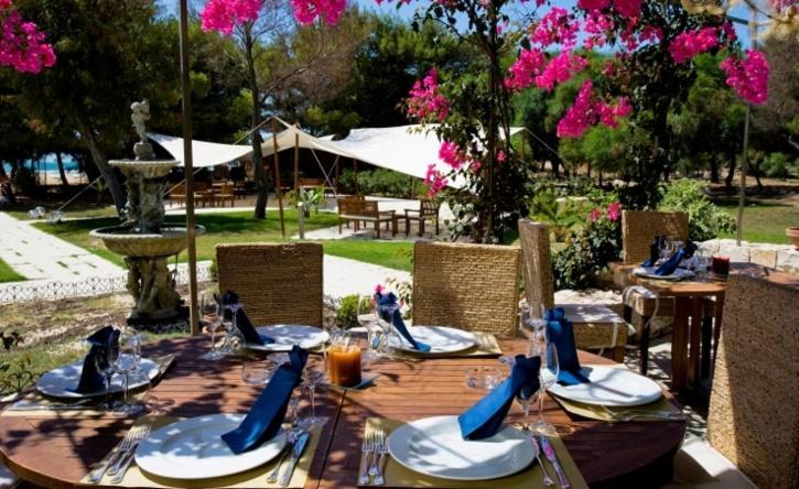 Conte Di Cabrera Hotel Club Поццалло Экстерьер фото